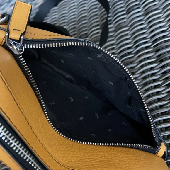 Michael Kors Cooper Utility Crossbody - Picture 7 of 16